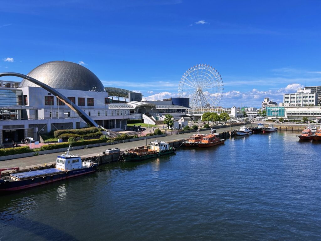 名古屋港